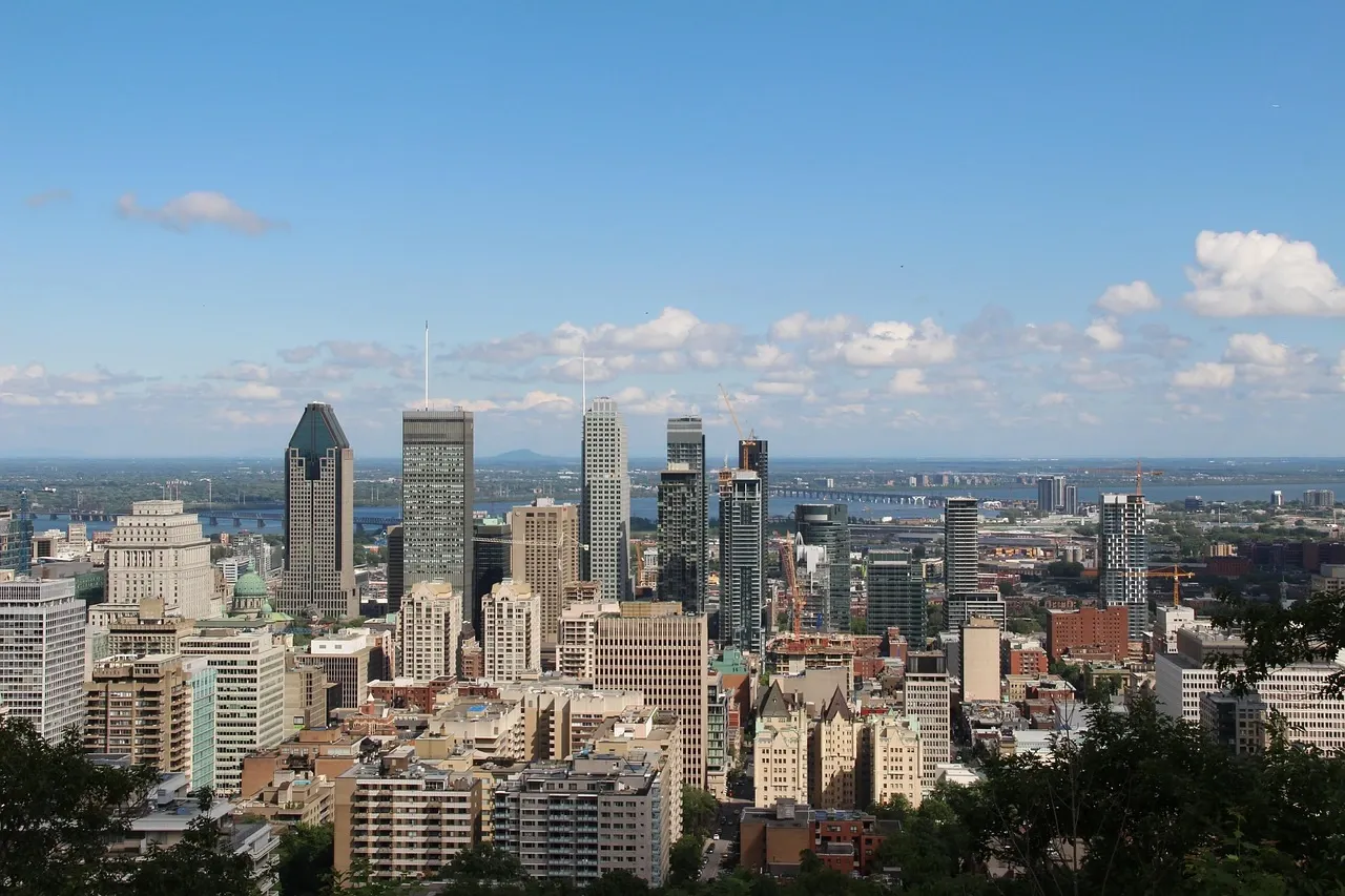 🍁 Montréal en automne : vol direct dès 346€ A/R
