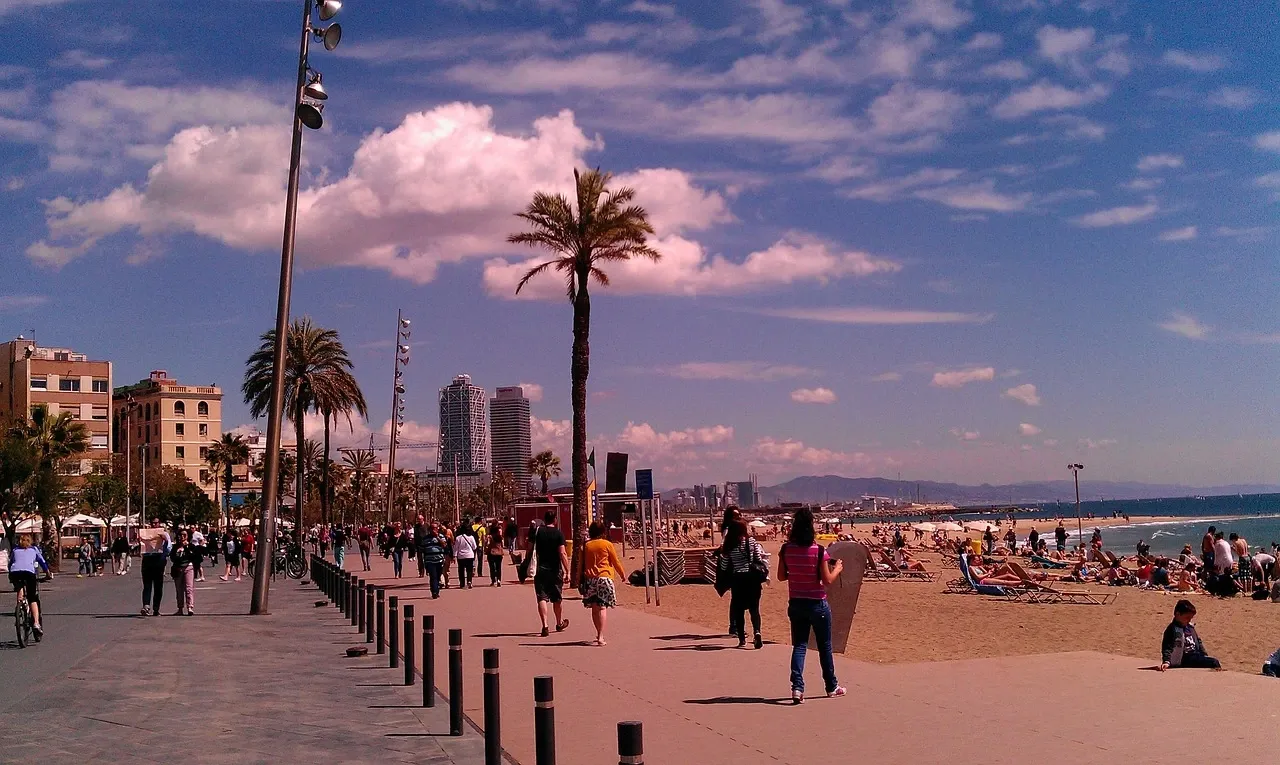 🔥 Barcelone dès 43€ A/R : soleil, tapas et city-break pas cher - Miniature 2