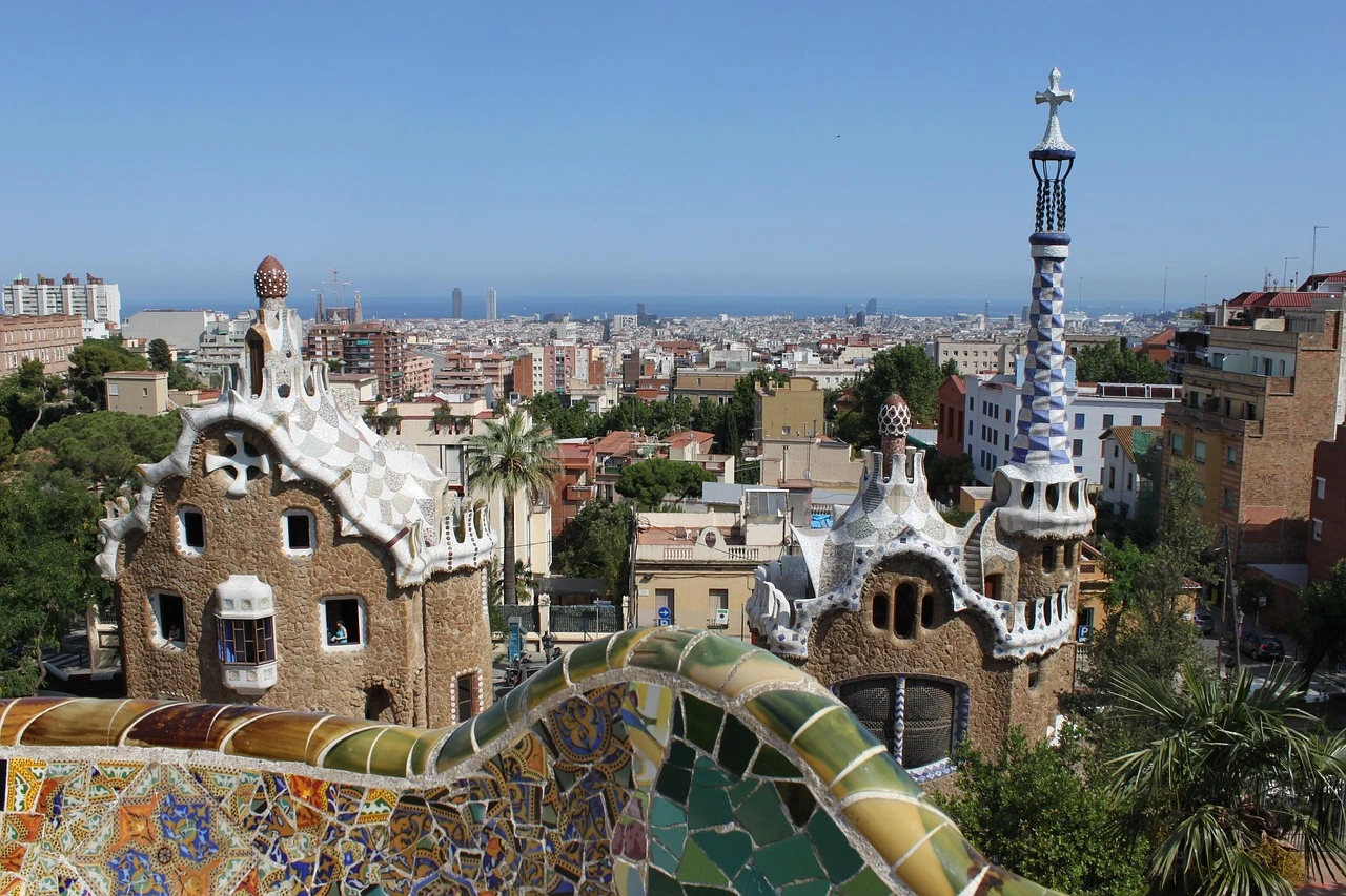 ☀️ Vols pas chers Espagne septembre : Barcelone, Valence & Malaga dès 122€ A/R - Miniature 3