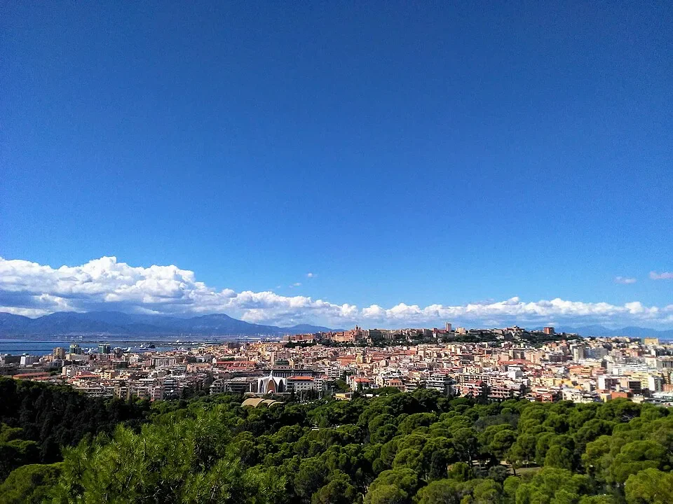 Cagliari en octobre : 4 jours sans voiture, météo, baignade, où dormir et budget