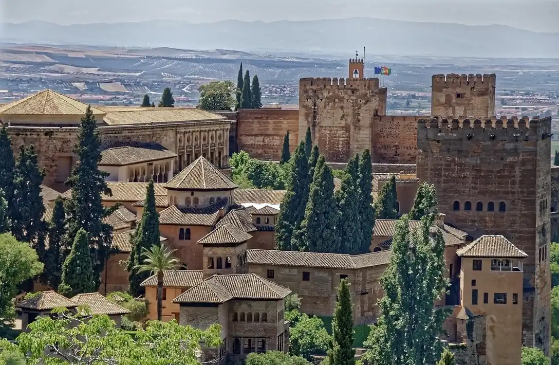 Granada in February: Alhambra, winter itinerary and budget