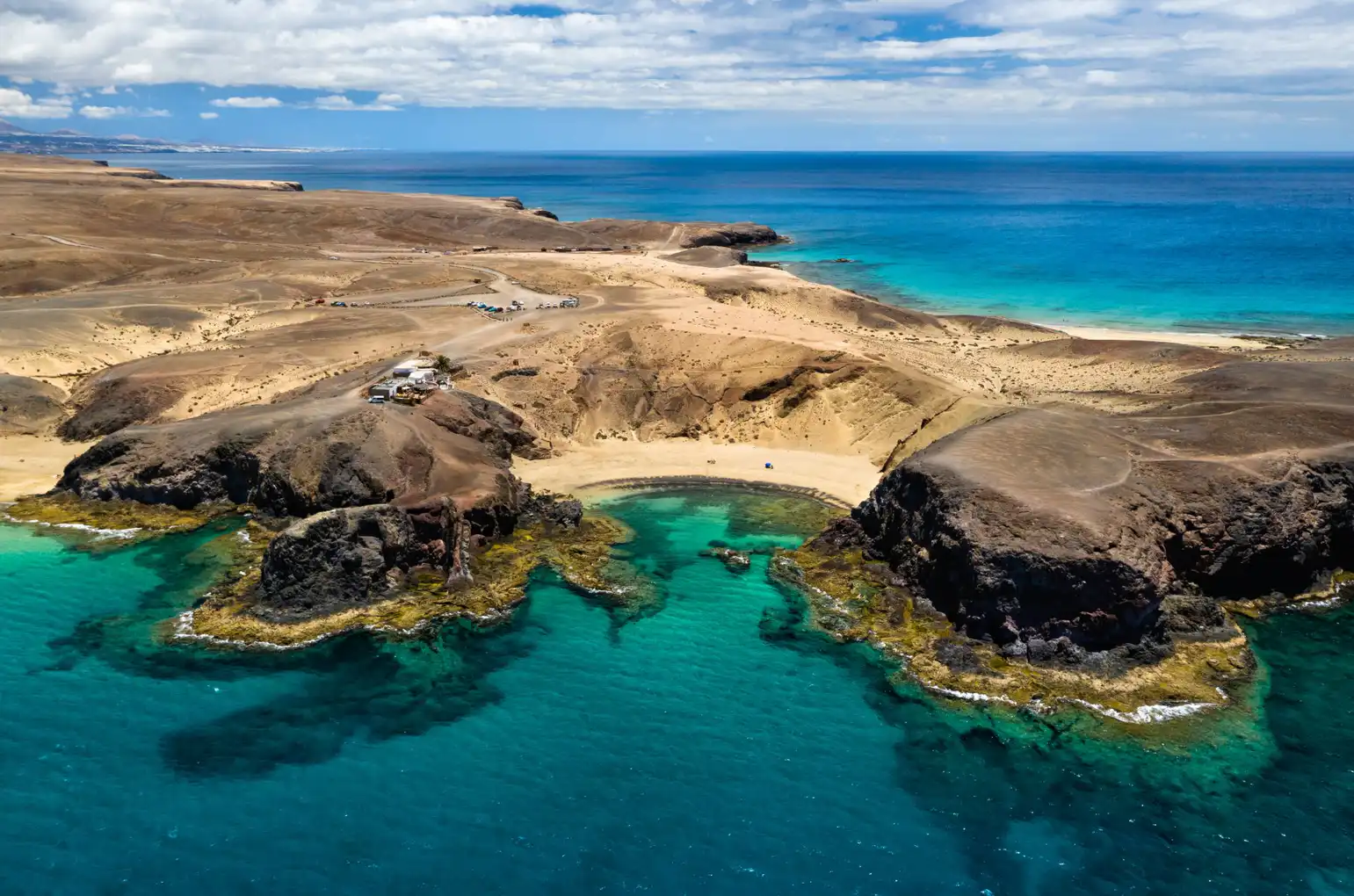 Travel guide: Lanzarote in 3 Days: Itinerary, Budget and Where to Stay