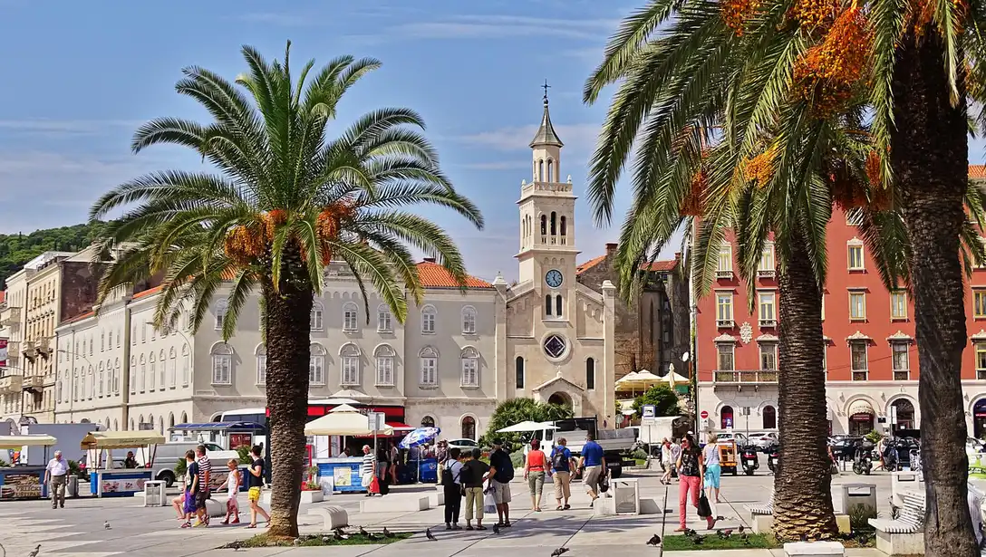 Travel guide: Split in 2 Days: Palace, Sea, Markets, Where to Stay and Budget