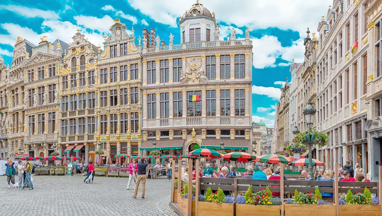 Brussels in 2 days: comics, waffles, Art Nouveau and itinerary